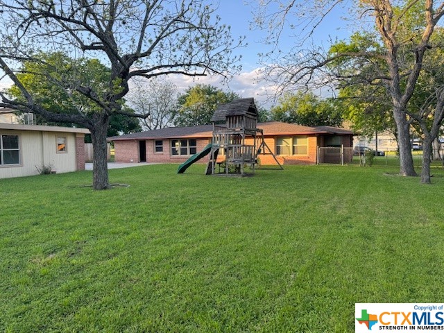 705 E Morgan Avenue , Cuero, TX, 77954 | 538984 | Realty Texas LLC
