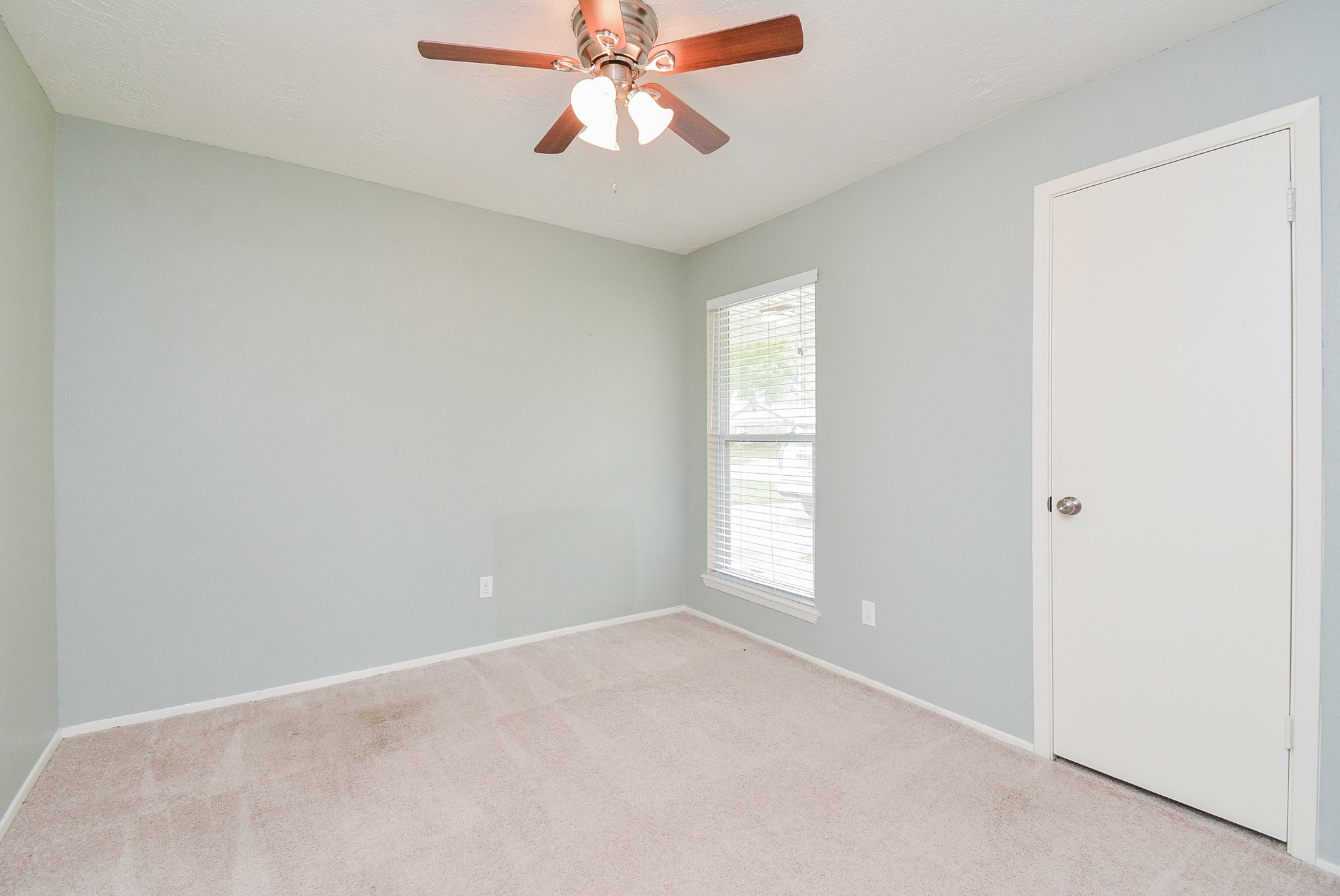9918 Stonemont Road , La Porte, TX, 77571 | 11935017 | Realty Texas LLC