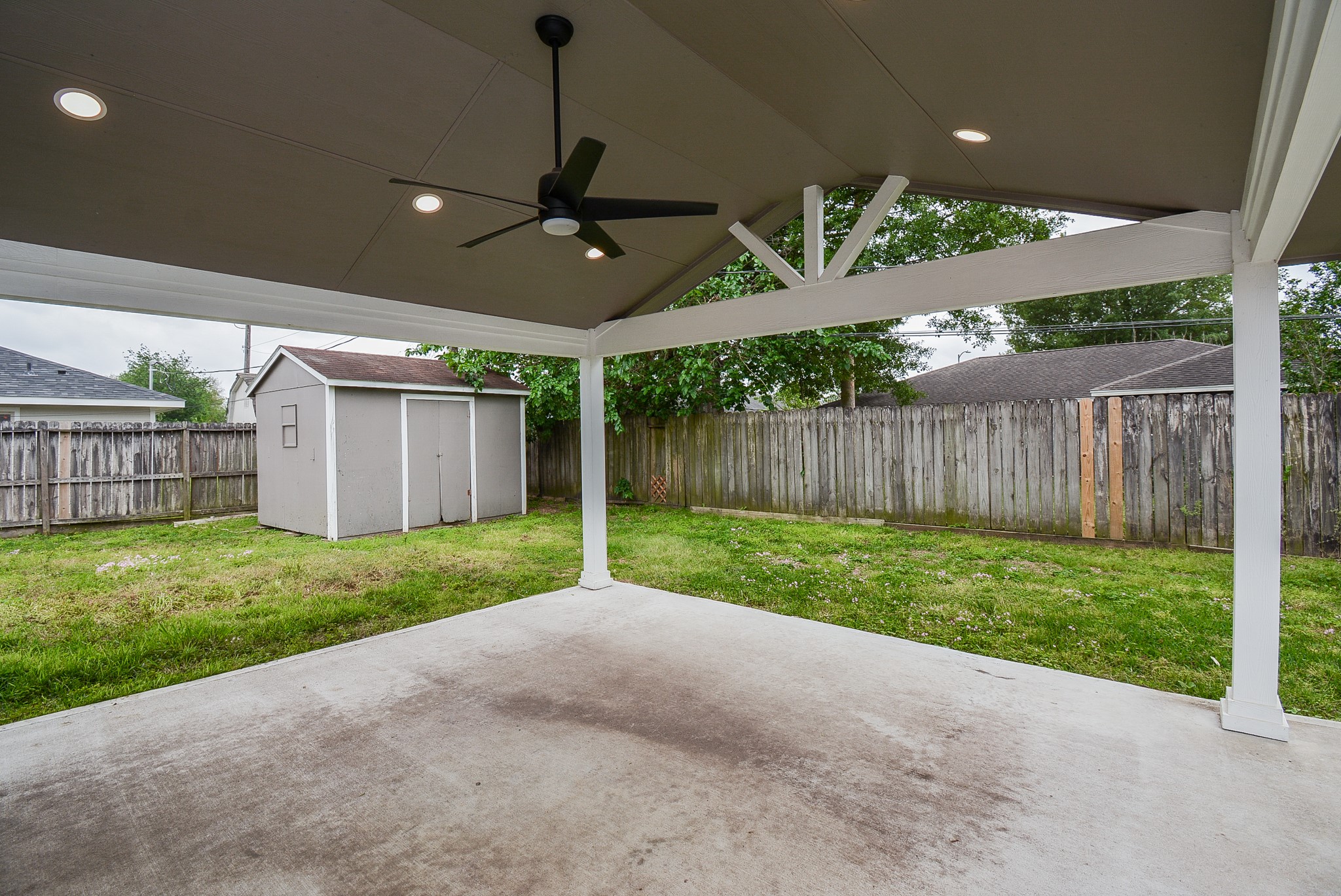 9918 Stonemont Road , La Porte, TX, 77571 | 11935017 | Realty Texas LLC