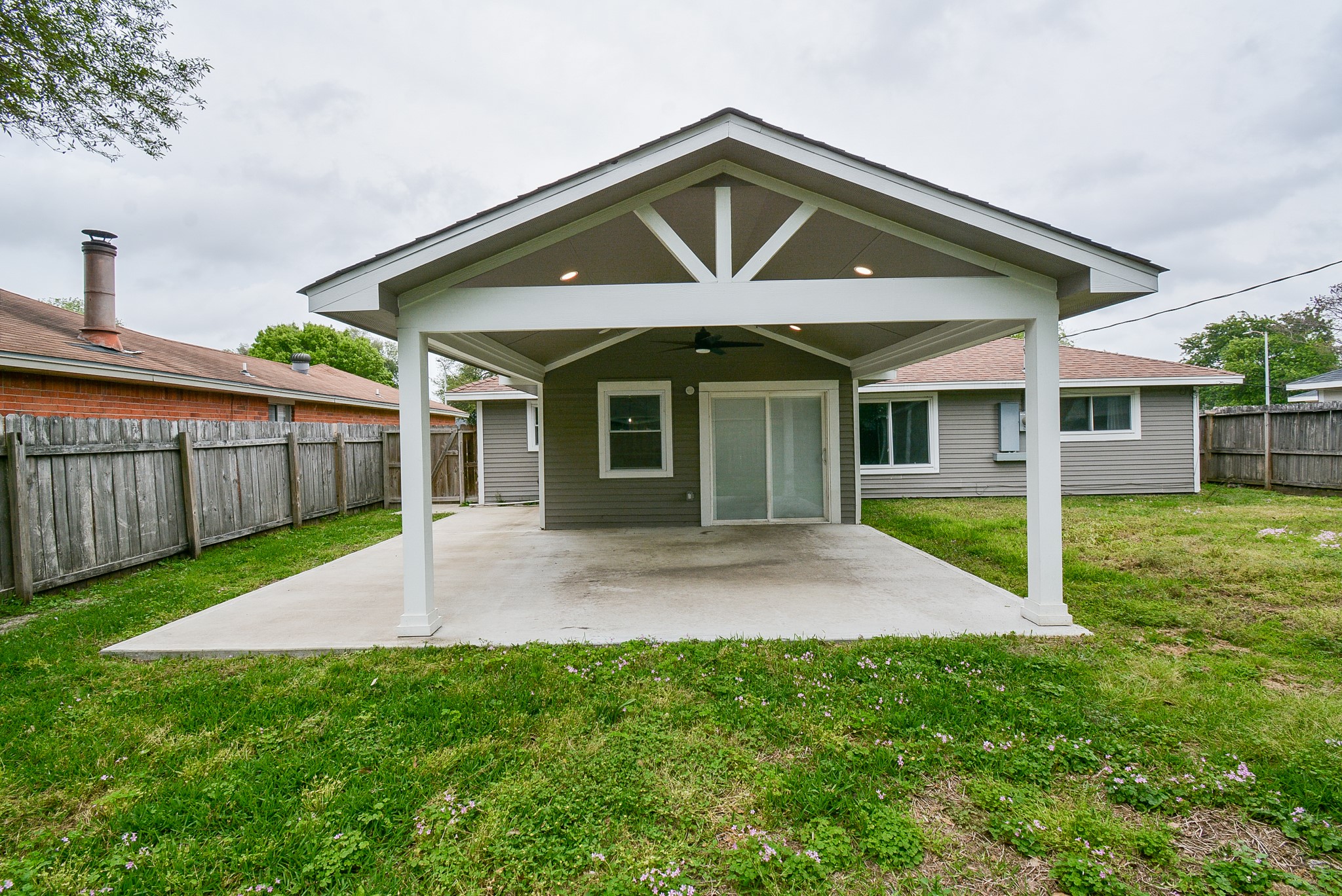 9918 Stonemont Road , La Porte, TX, 77571 | 11935017 | Realty Texas LLC