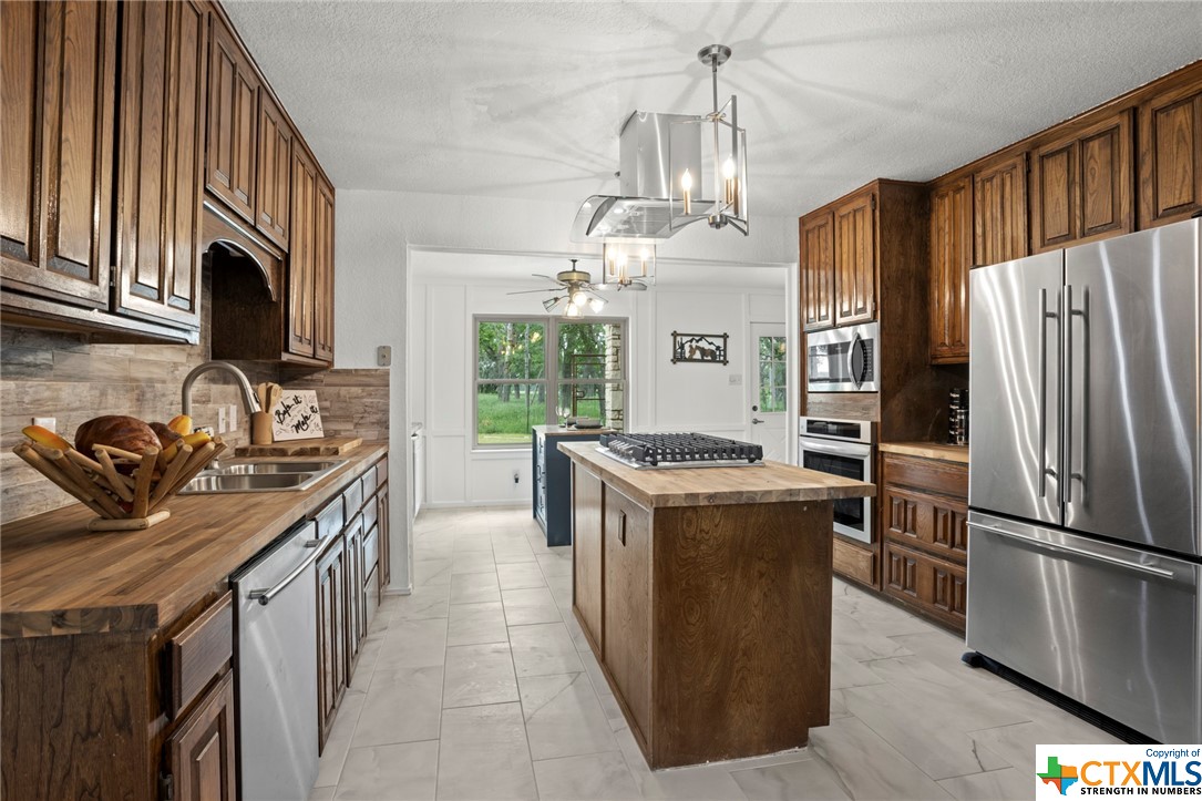 1525 County Road 224 , Florence, TX, 76527 | 535537 | Realty Texas LLC