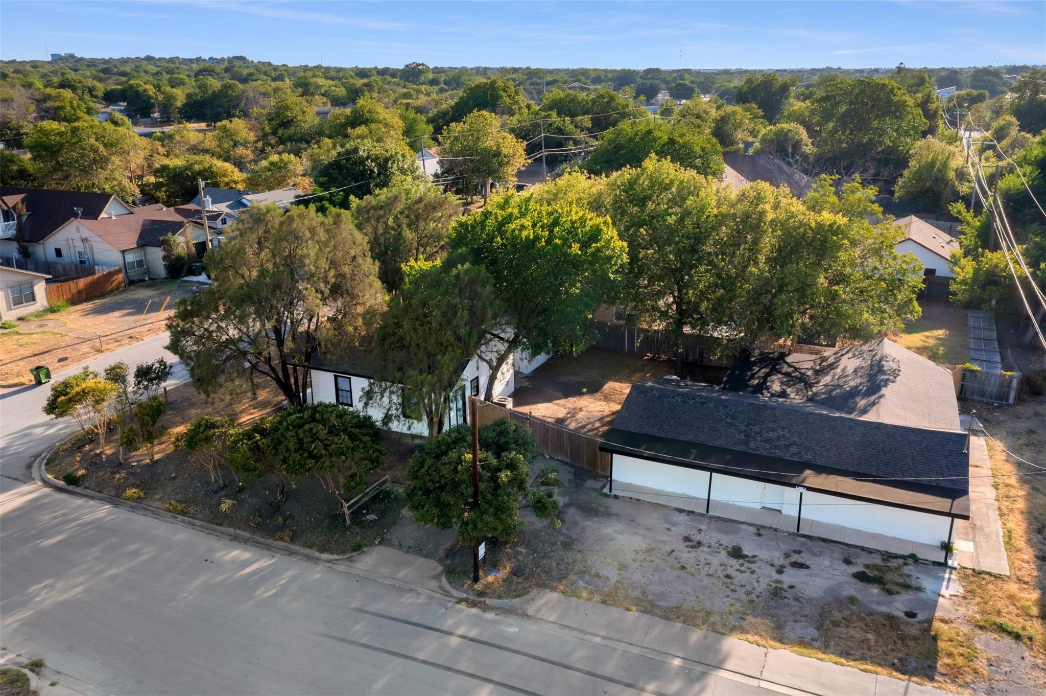 8000 Melrose Street E 