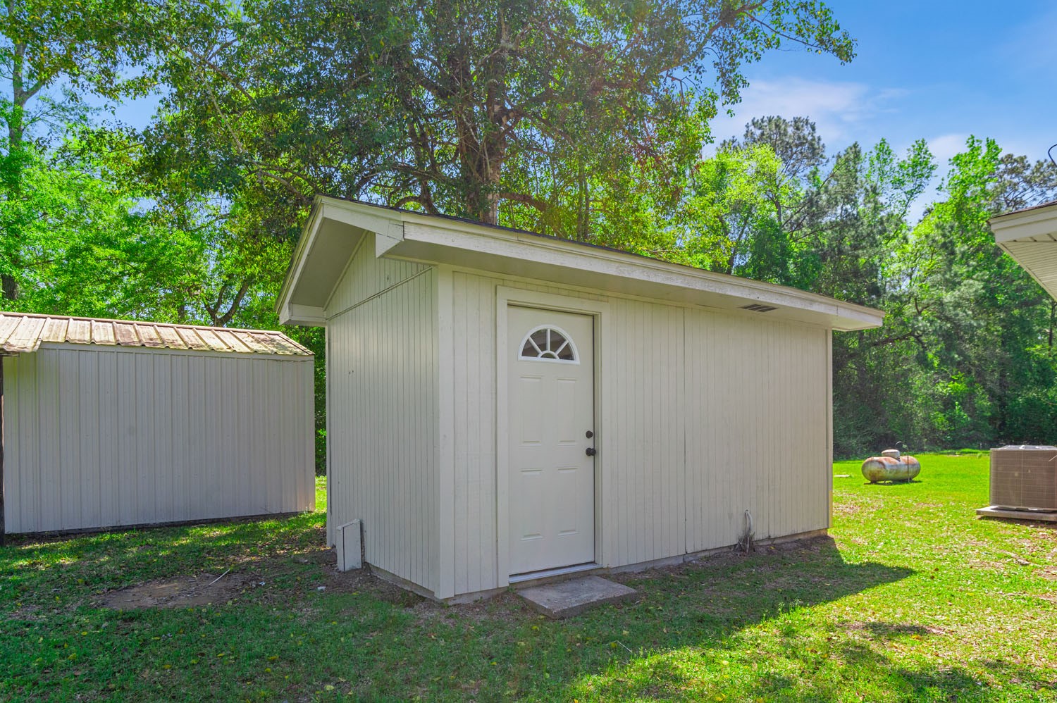 541 County Road 713 , Buna, TX, 77612 | 77146082 | Realty Texas LLC