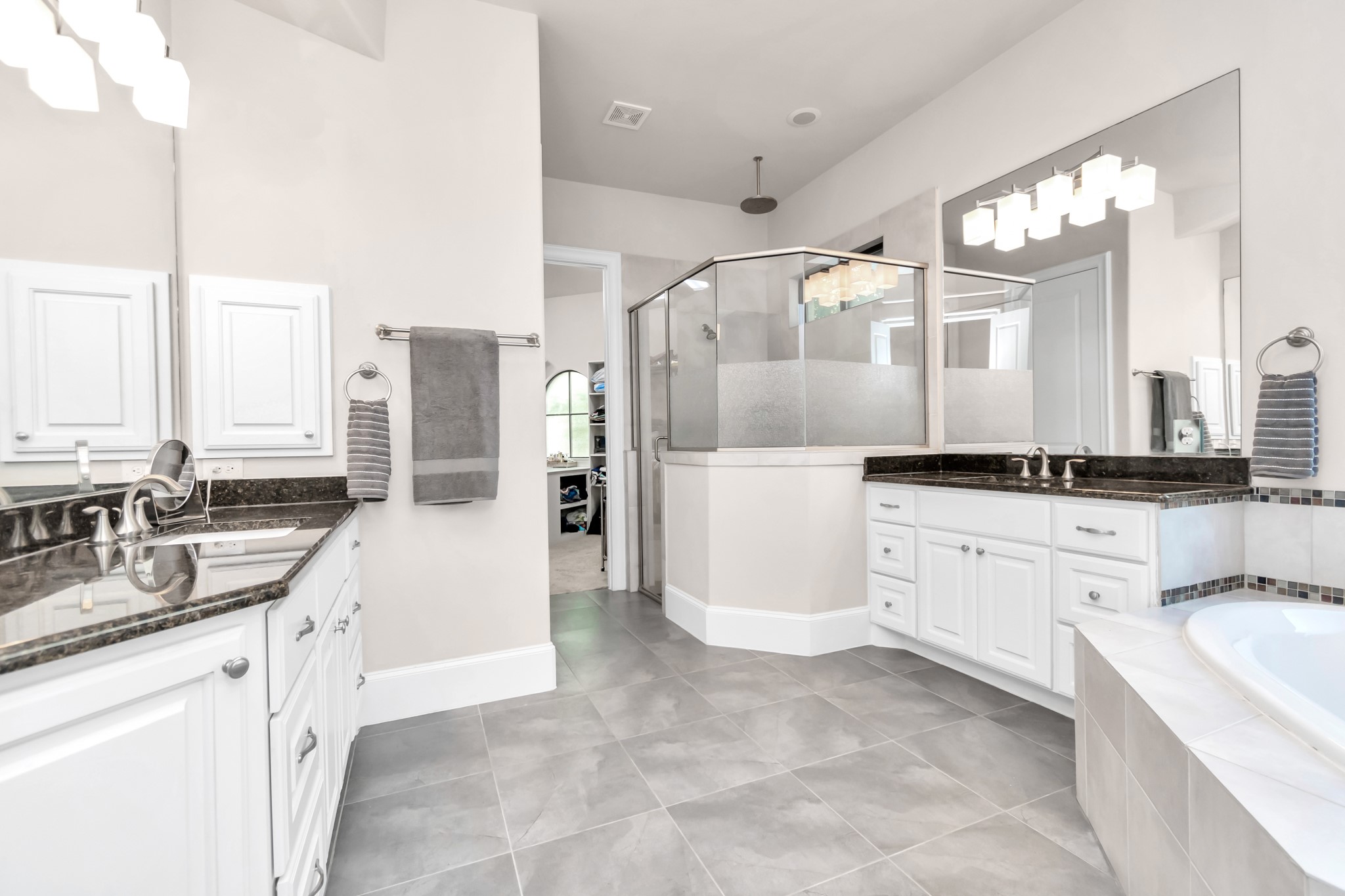 7321 Greenbriar Drive , Houston, TX, 77030 | 97246750 | Realty Texas LLC