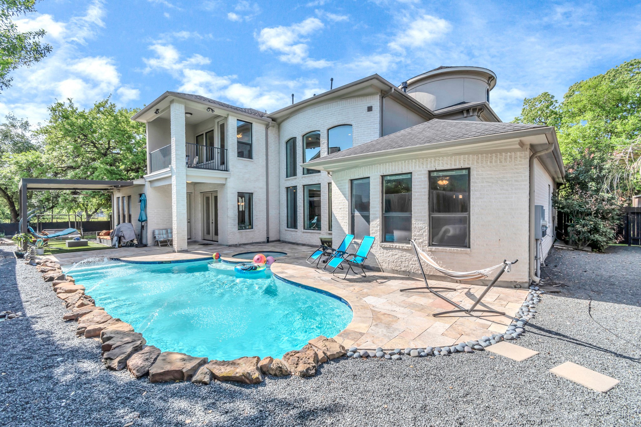 7321 Greenbriar Drive , Houston, TX, 77030 | 97246750 | Realty Texas LLC