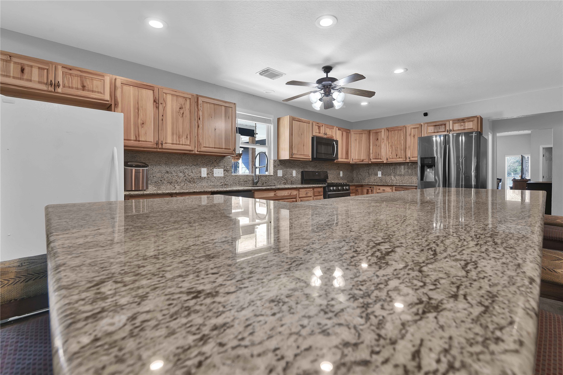 284 County Road 2292 , Cleveland, TX, 77327 | 52331366 | Realty Texas LLC