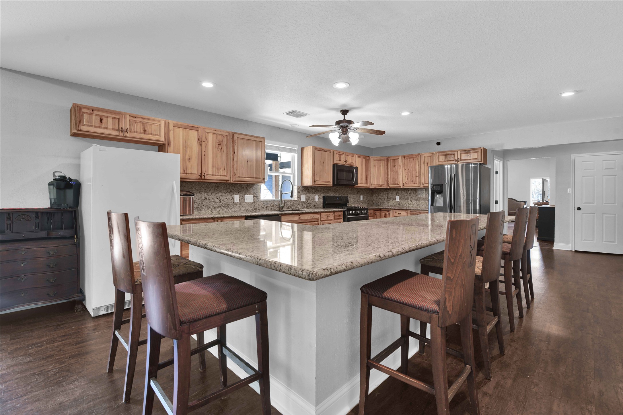 284 County Road 2292 , Cleveland, TX, 77327 | 52331366 | Realty Texas LLC