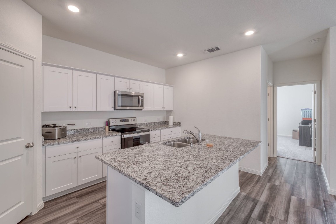 250 Night Riders Way , Jarrell, TX, 76537 | 8338871 | Realty Texas LLC