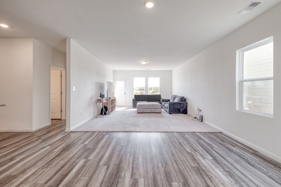 250 Night Riders Way , Jarrell, TX, 76537 | 8338871 | Realty Texas LLC