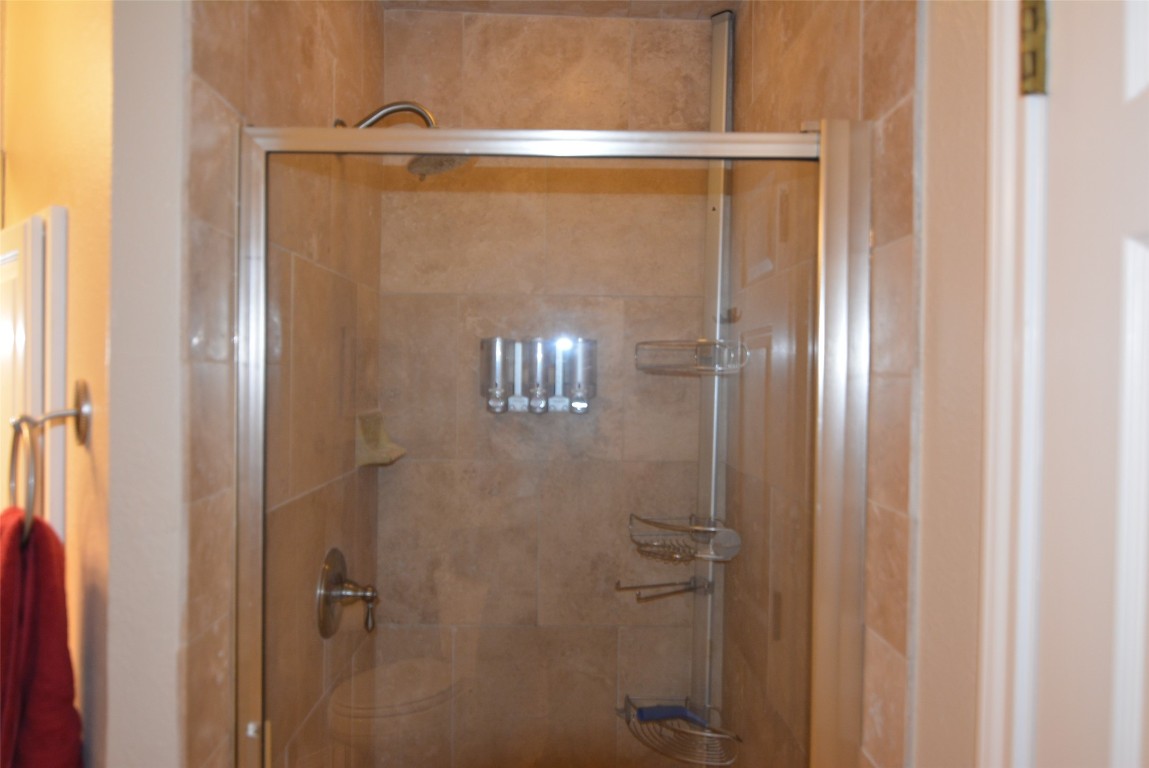 3404 American Drive 3311 , Lago Vista, TX, 78645 | 1605125 | Realty Texas LLC