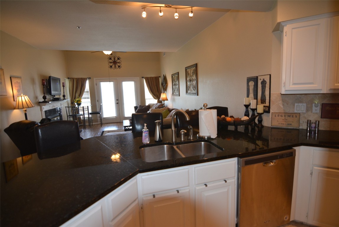 3404 American Drive 3311 , Lago Vista, TX, 78645 | 1605125 | Realty Texas LLC
