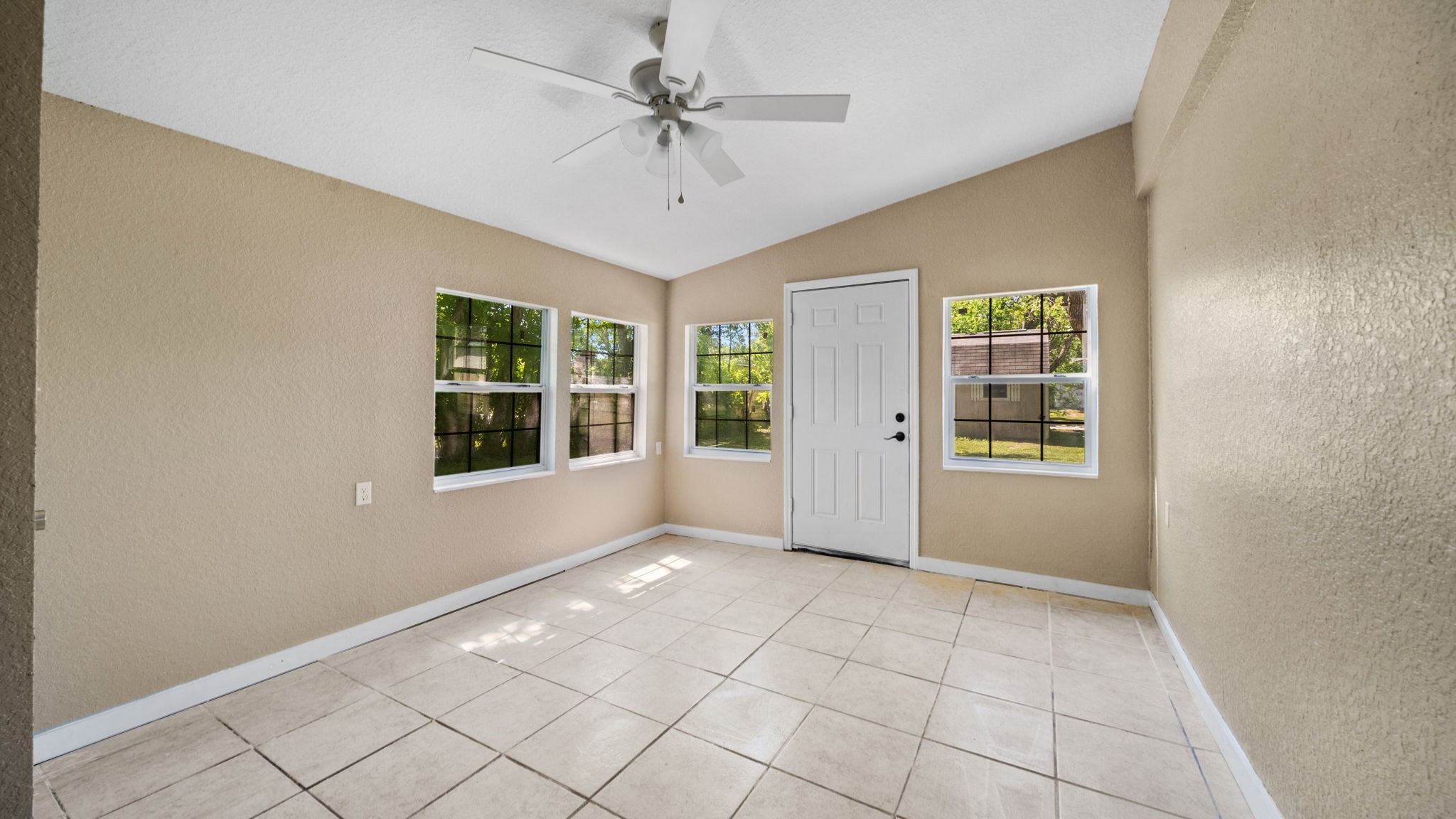 1323 W 4th Street , Freeport, TX, 77541 | 7956413 | Realty Texas LLC