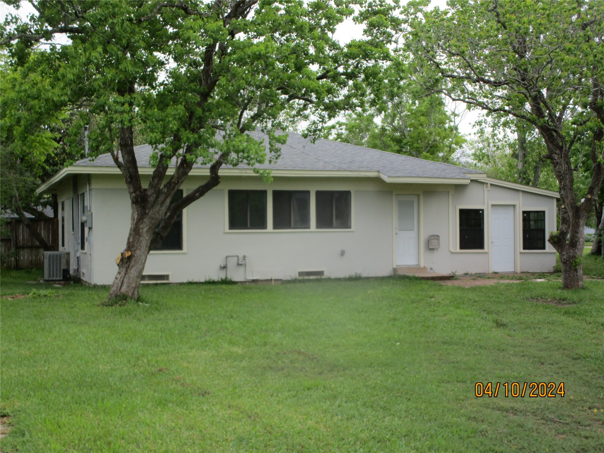1323 W 4th Street , Freeport, TX, 77541 | 7956413 | Realty Texas LLC