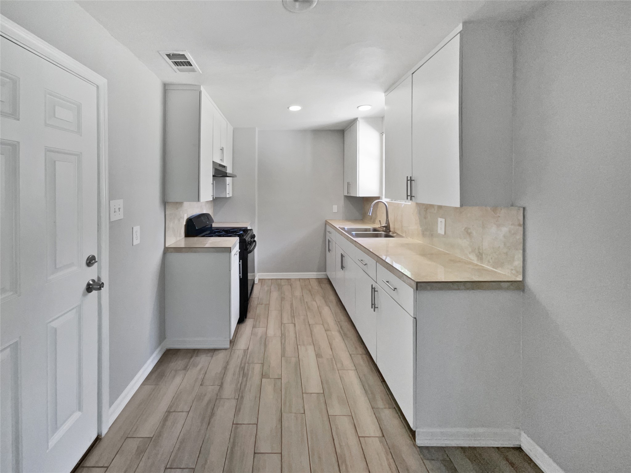 12406 River Trail Drive , Houston, TX, 77050 | 67973028 | Realty Texas LLC