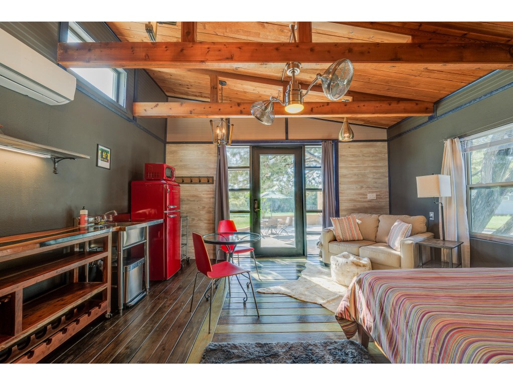 250 Caliche Road , Wimberley, TX, 78676 | 2870830 | Realty Texas LLC