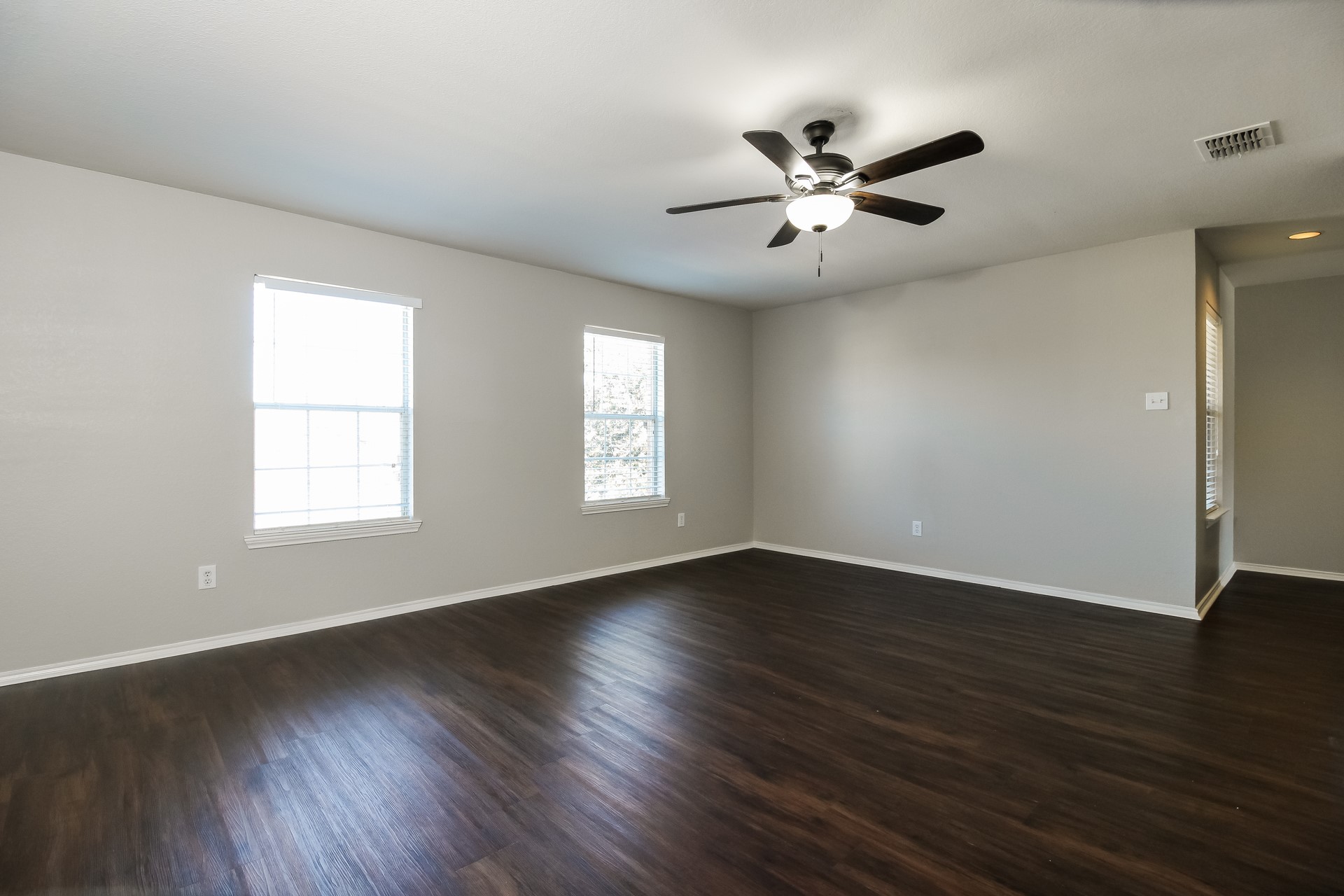 761 San Felipe Trail , Fort Worth, TX, 76052 | 20585102 | Realty Texas LLC