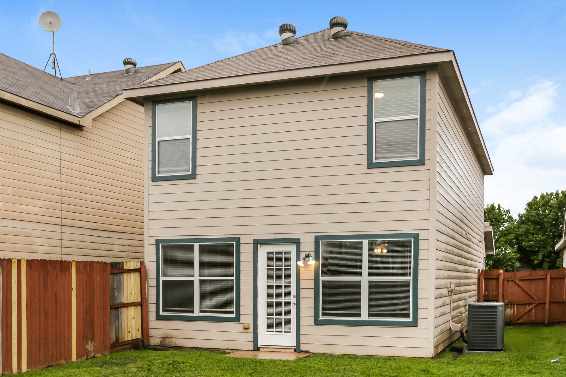 10709 Many Oaks Drive , Fort Worth, TX, 76140 | 20585476 | Realty Texas LLC