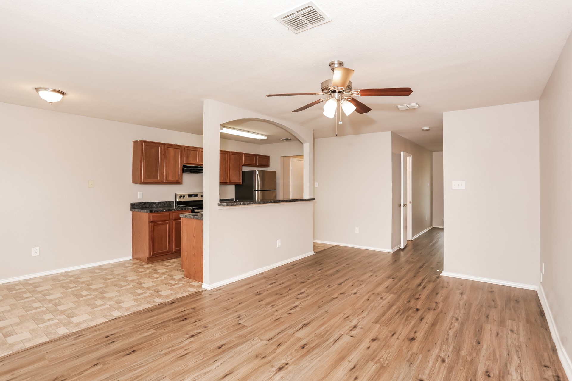 10709 Many Oaks Drive , Fort Worth, TX, 76140 | 20585476 | Realty Texas LLC