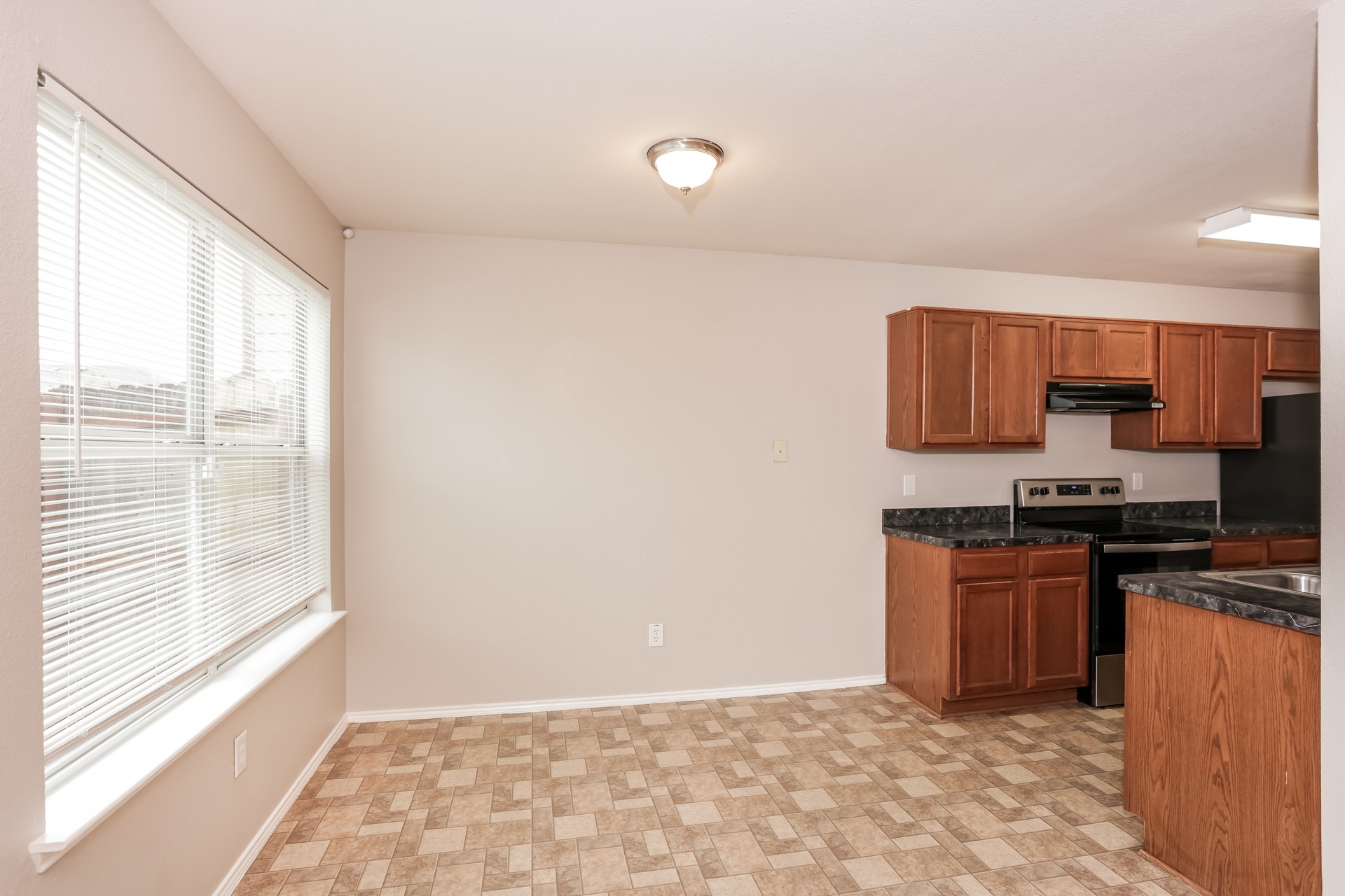 10709 Many Oaks Drive , Fort Worth, TX, 76140 | 20585476 | Realty Texas LLC