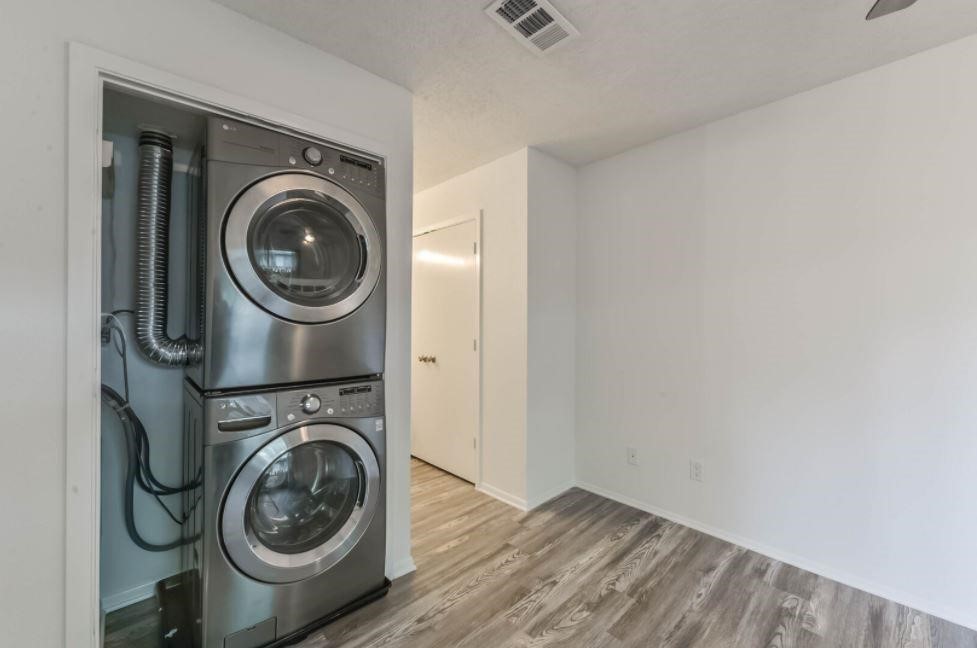909 Silber Road 26D , Houston, TX, 77024 | 26492398 | Realty Texas LLC