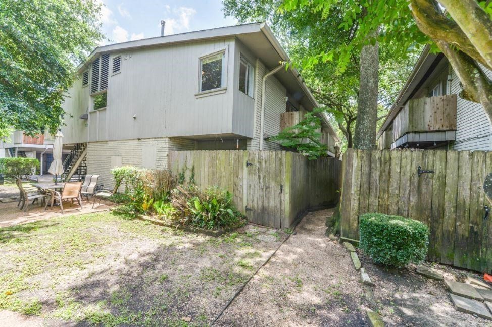 909 Silber Road 26D , Houston, TX, 77024 | 26492398 | Realty Texas LLC