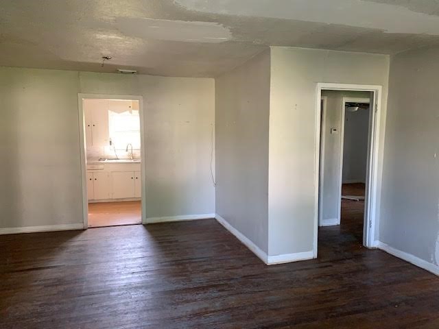 501 S Iowa Street , La Porte, TX, 77571 | 69891058 | Realty Texas LLC
