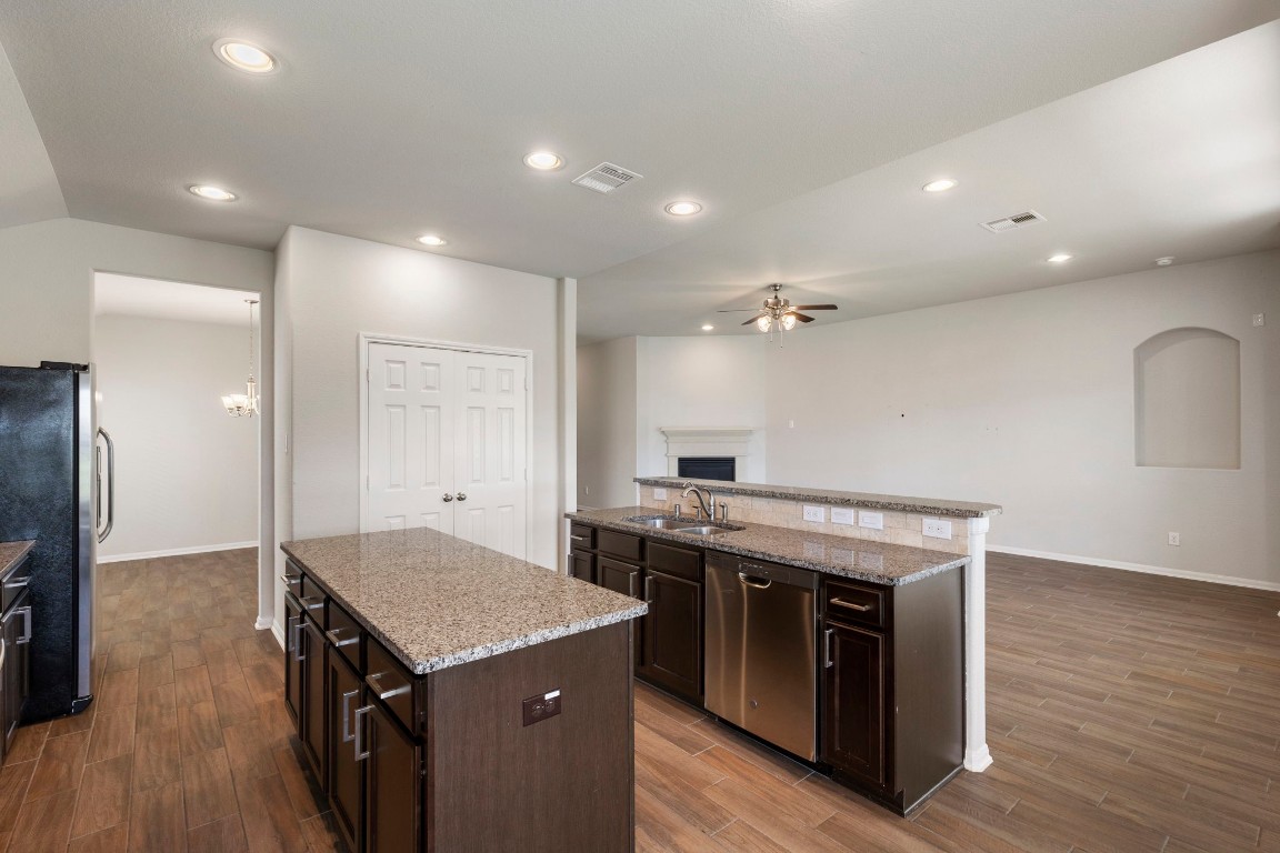 10158 N Whimbrel Circle , Conroe, TX, 77385 | 2736147 | Realty Texas LLC