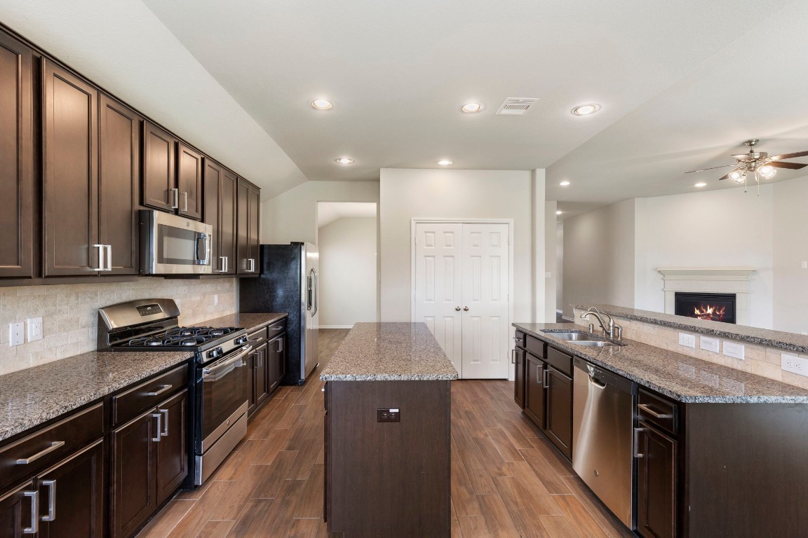 10158 N Whimbrel Circle , Conroe, TX, 77385 | 2736147 | Realty Texas LLC