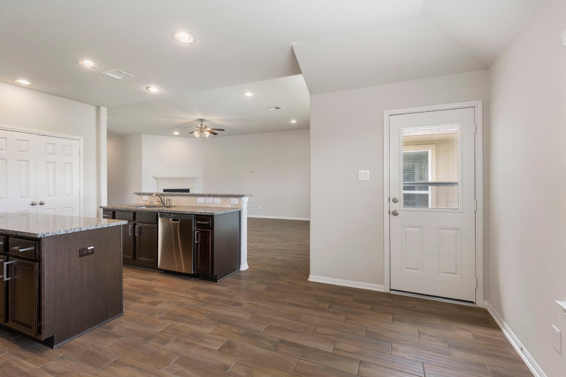 10158 N Whimbrel Circle , Conroe, TX, 77385 | 2736147 | Realty Texas LLC