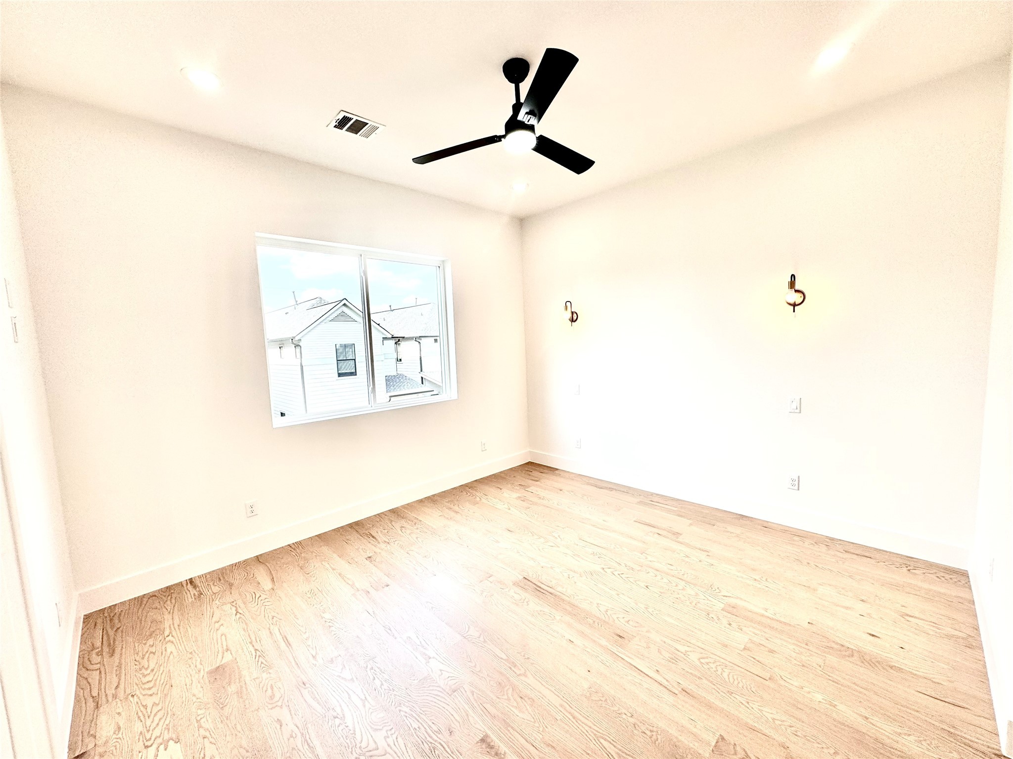 113 E 32 Street , Houston, TX, 77018 | 66052238 | Realty Texas LLC