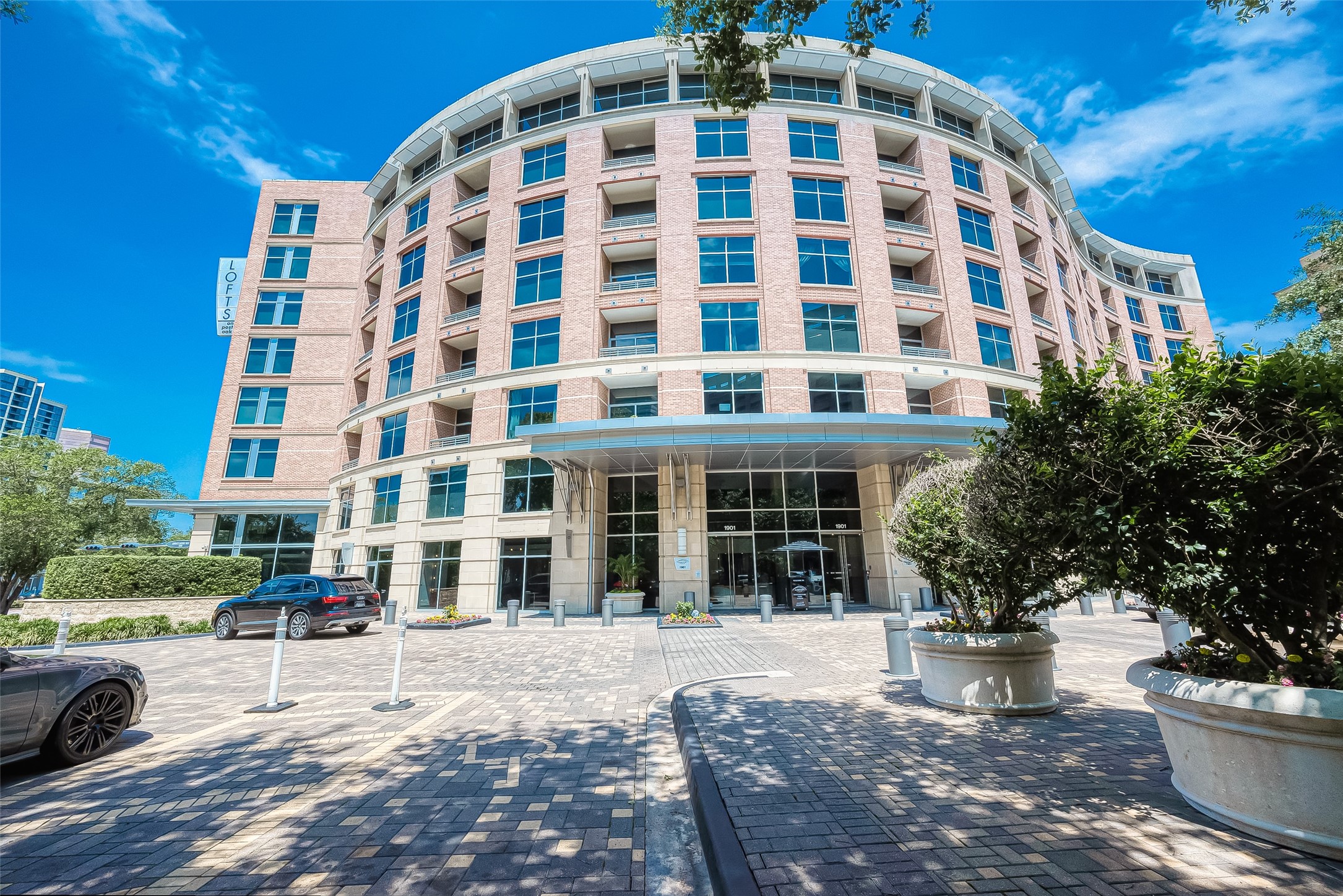 1901 Post Oak Boulevard 4213 , Houston, TX, 77056 | 17972345 | Realty Texas LLC