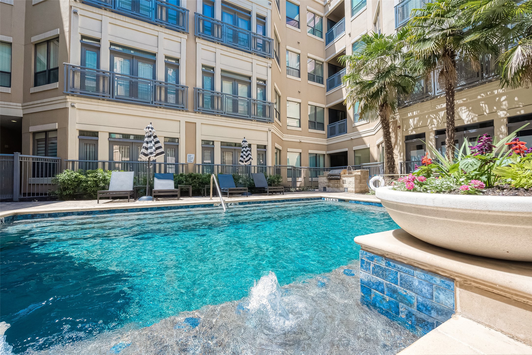 1901 Post Oak Boulevard 4213 , Houston, TX, 77056 | 17972345 | Realty Texas LLC
