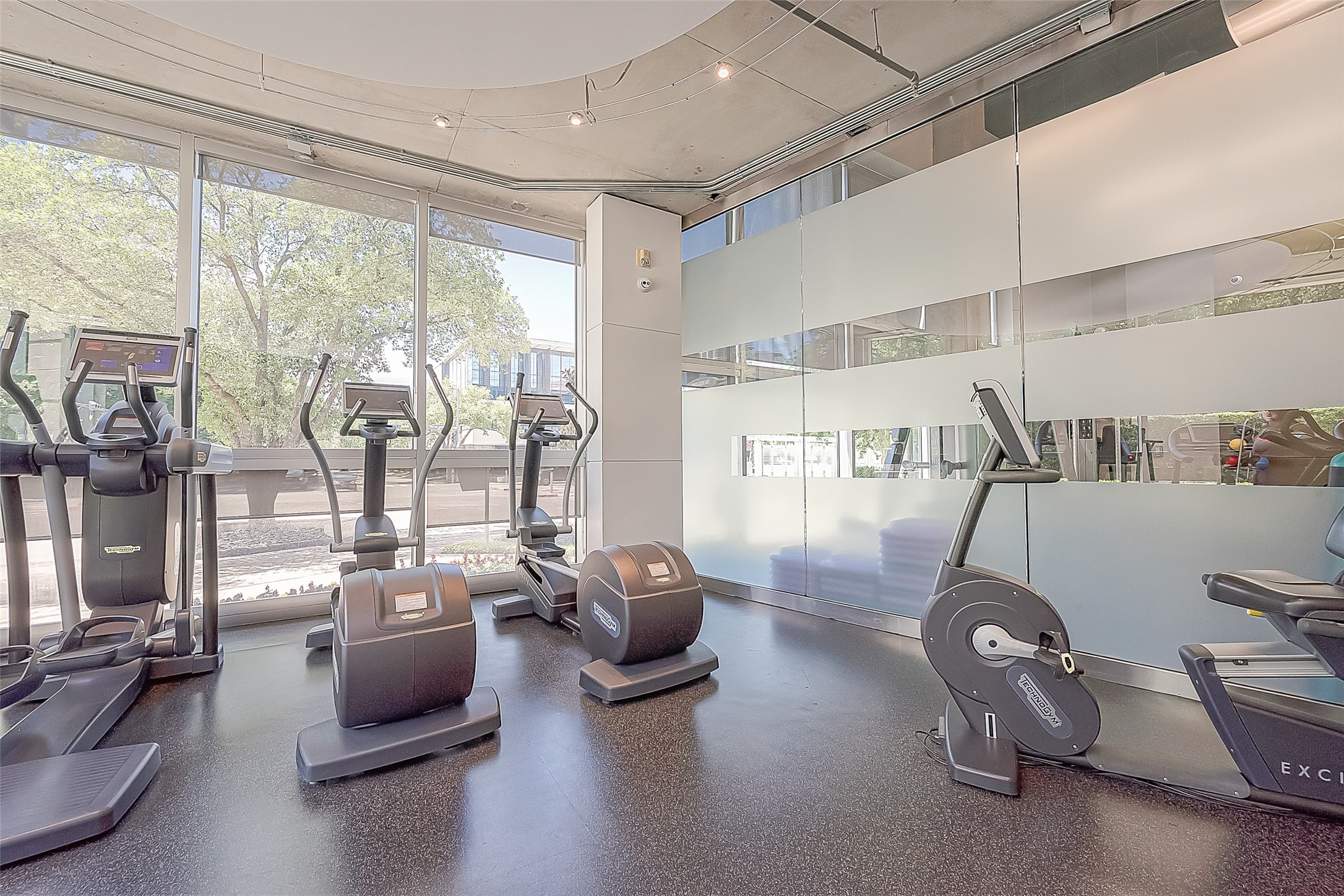 1901 Post Oak Boulevard 4213 , Houston, TX, 77056 | 17972345 | Realty Texas LLC