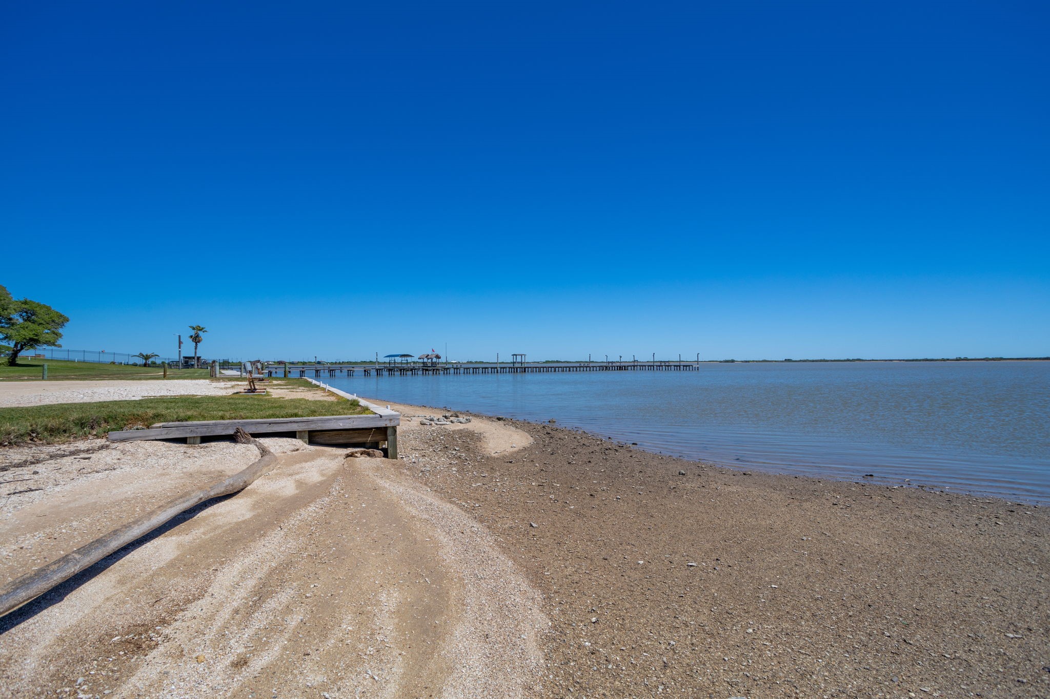 240 Bayview Drive , Palacios, TX, 77465 | 82303463 | Realty Texas LLC