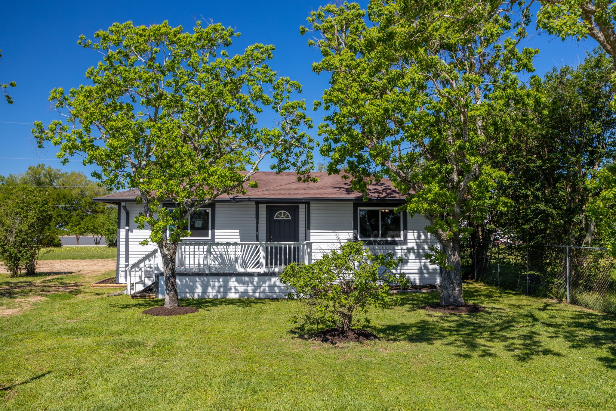240 Bayview Drive , Palacios, TX, 77465 | 82303463 | Realty Texas LLC