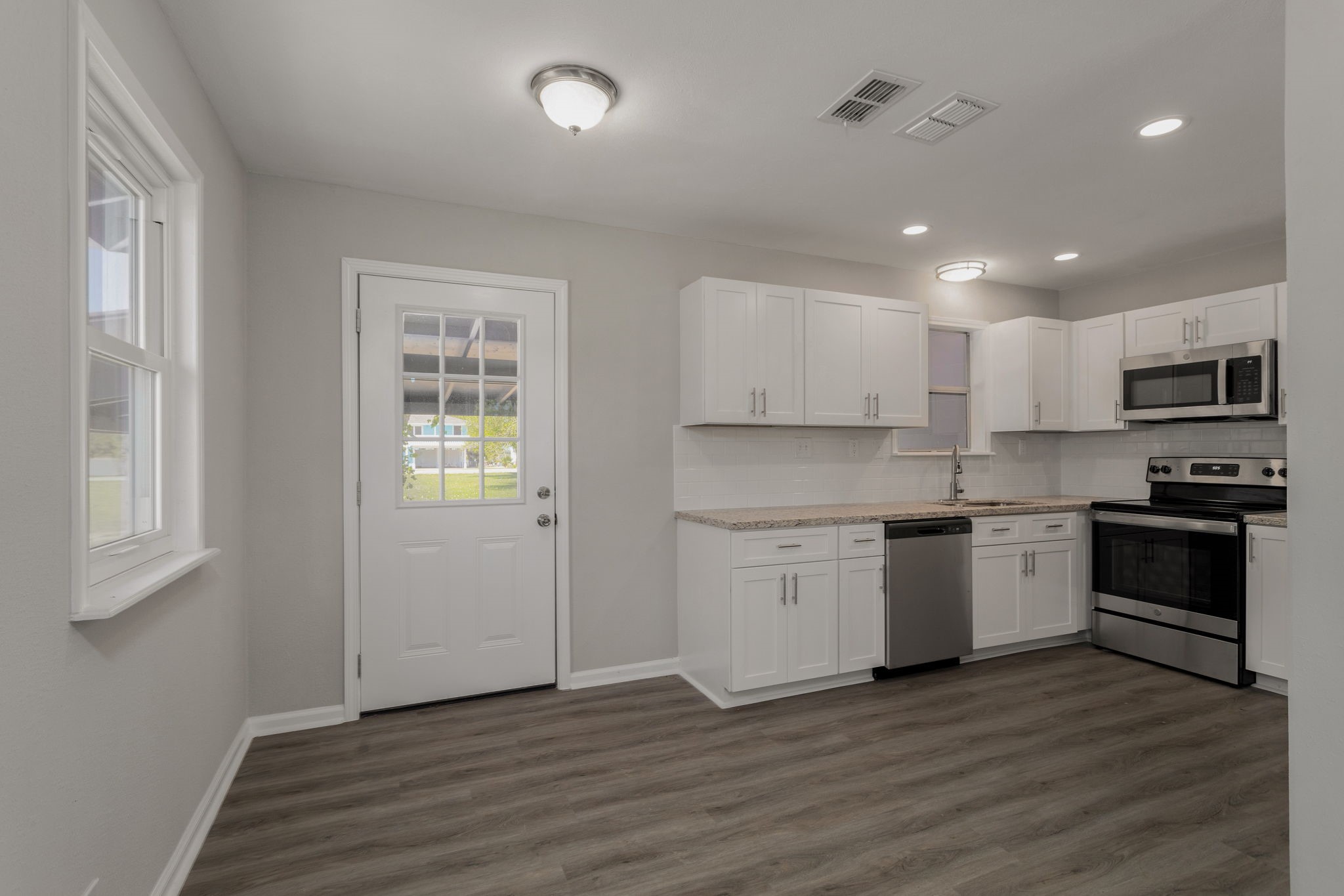 240 Bayview Drive , Palacios, TX, 77465 | 82303463 | Realty Texas LLC