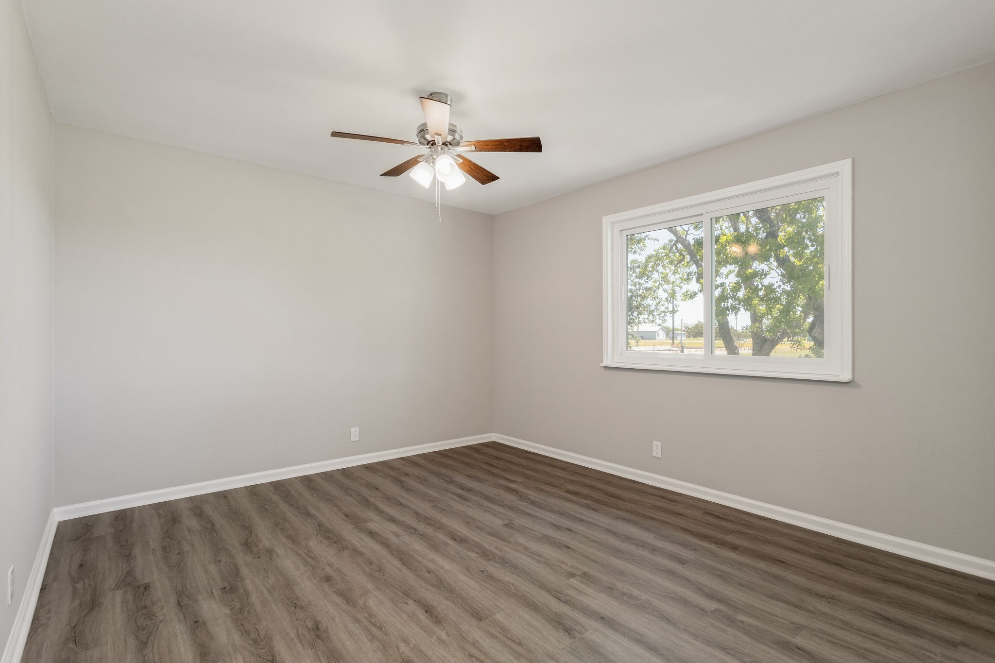 240 Bayview Drive , Palacios, TX, 77465 | 82303463 | Realty Texas LLC