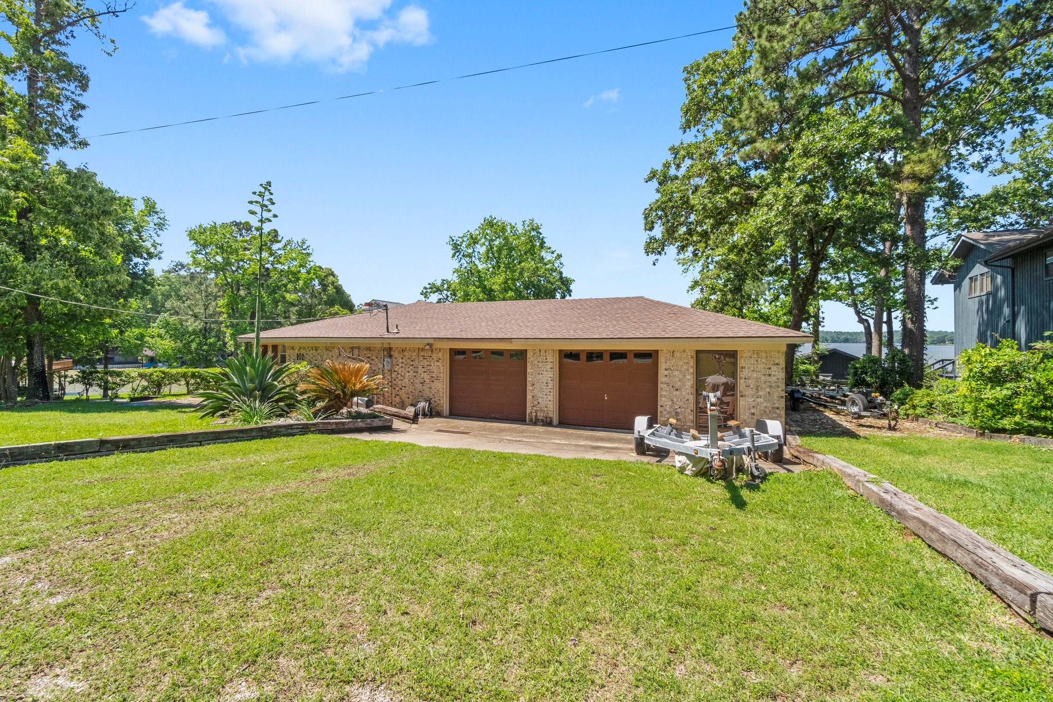 101 Paradise Loop , Point Blank, TX, 77364 | 43033014 | Realty Texas LLC