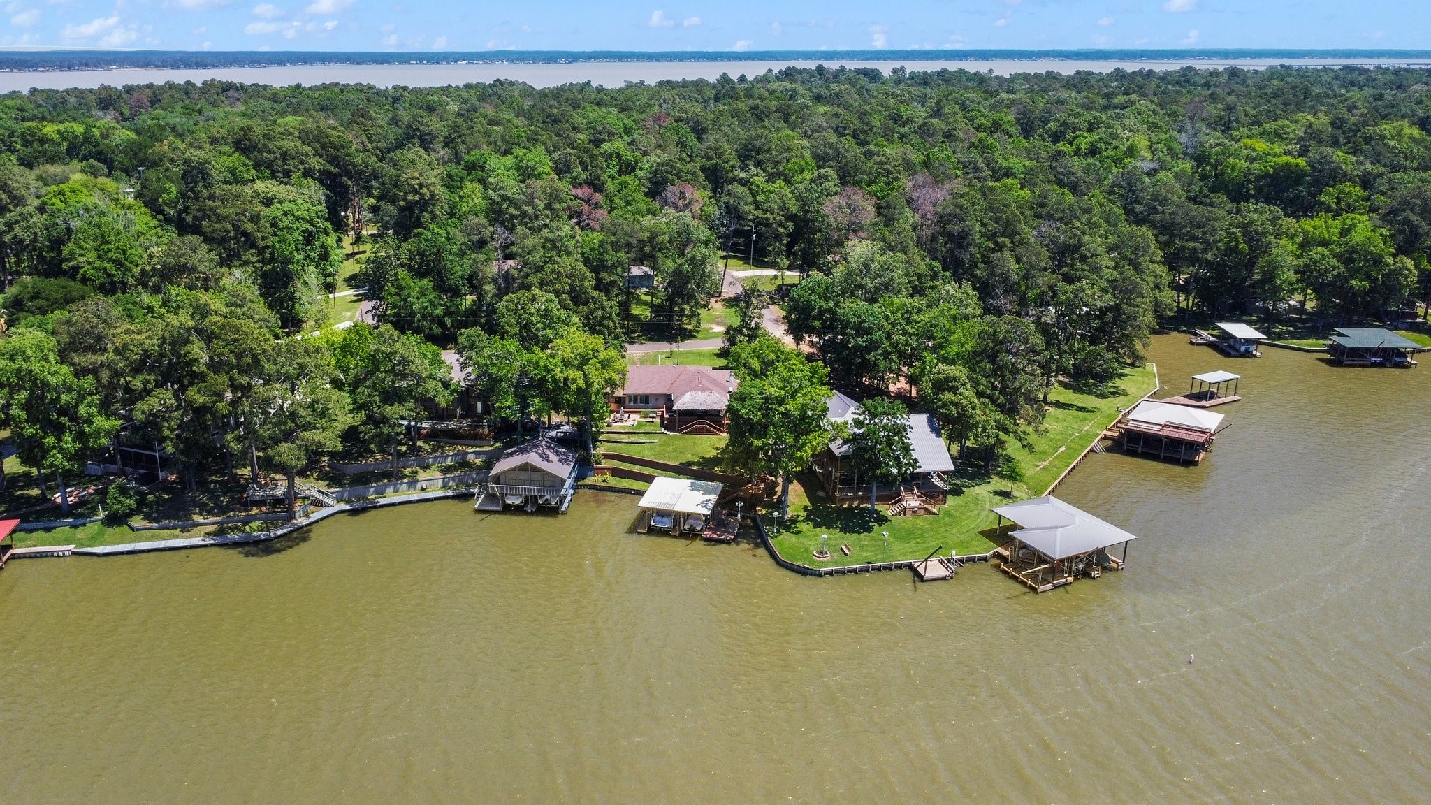 101 Paradise Loop , Point Blank, TX, 77364 | 43033014 | Realty Texas LLC