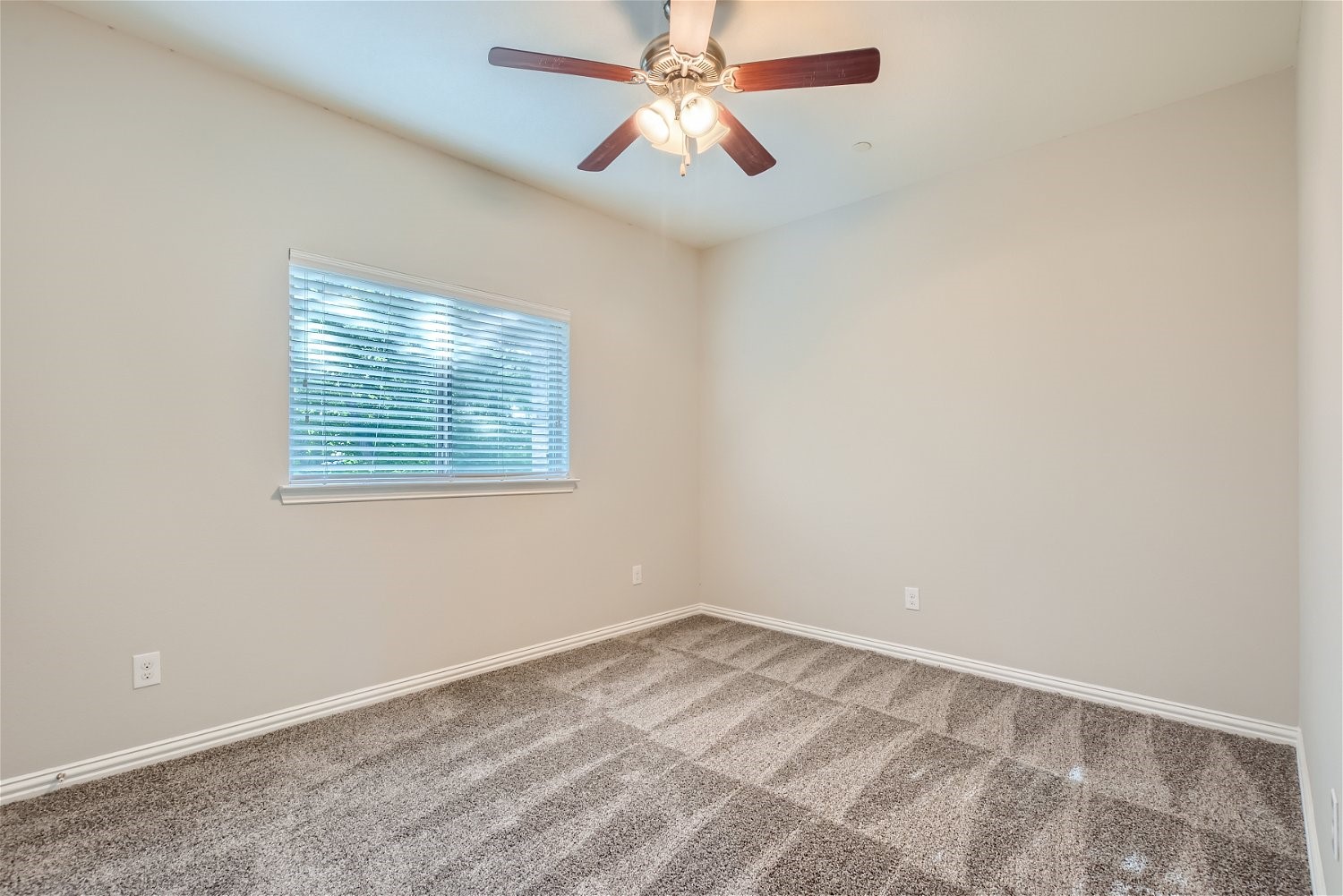 1348 Lake Crest Lane , Lewisville, TX, 75057 | 20587181 | Realty Texas LLC