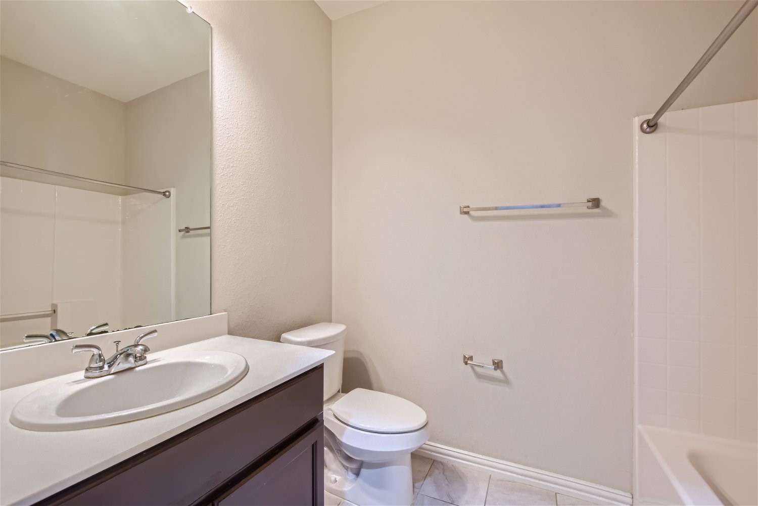 1348 Lake Crest Lane , Lewisville, TX, 75057 | 20587181 | Realty Texas LLC