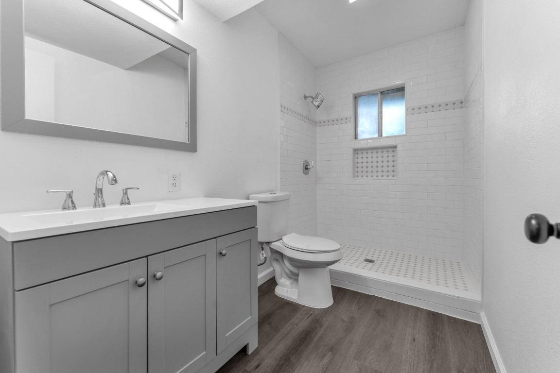 10906 Elm Street , Jonestown, TX, 78645 | 7400424 | Realty Texas LLC