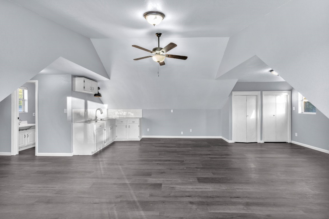 10906 Elm Street , Jonestown, TX, 78645 | 7400424 | Realty Texas LLC
