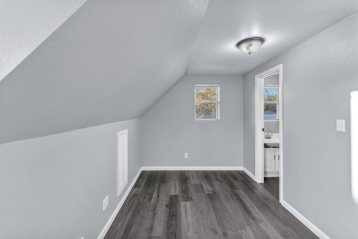 10906 Elm Street , Jonestown, TX, 78645 | 7400424 | Realty Texas LLC