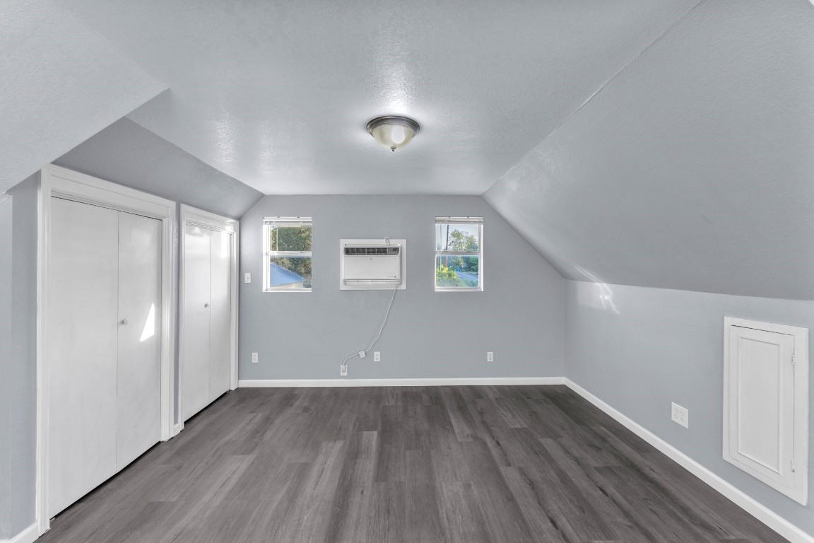 10906 Elm Street , Jonestown, TX, 78645 | 7400424 | Realty Texas LLC