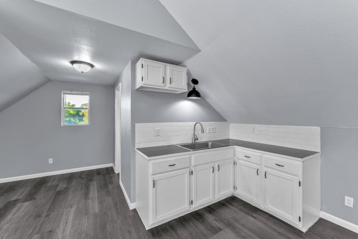 10906 Elm Street , Jonestown, TX, 78645 | 7400424 | Realty Texas LLC