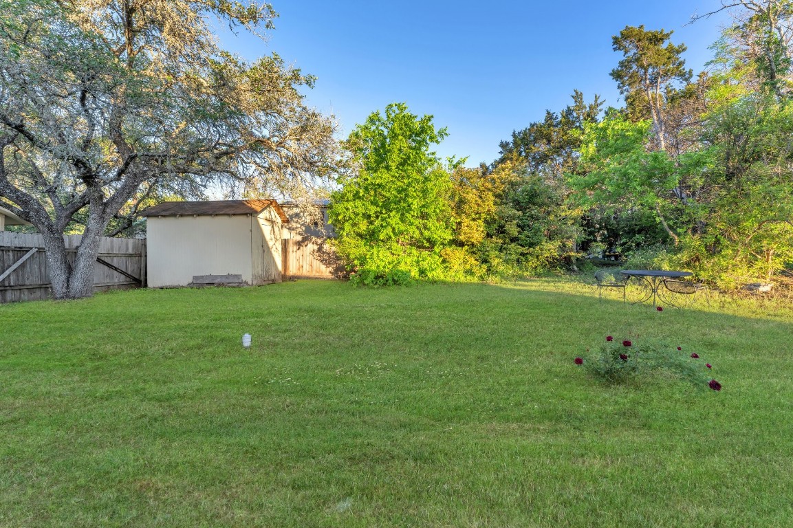 10906 Elm Street , Jonestown, TX, 78645 | 7400424 | Realty Texas LLC