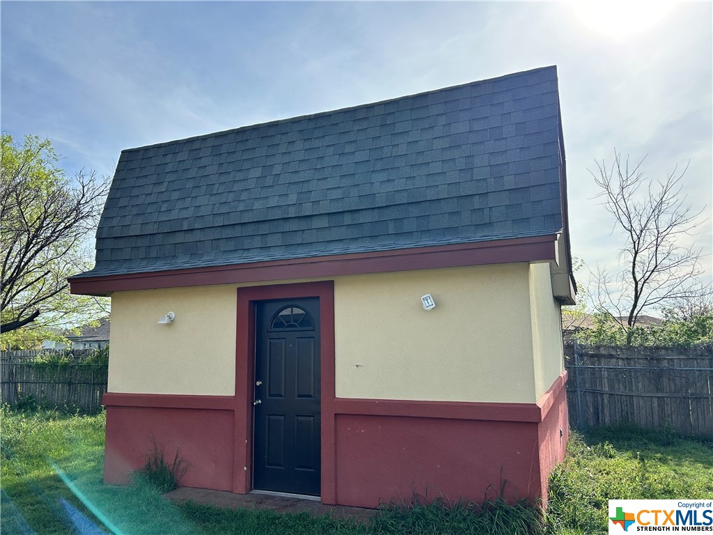 2604 Mark Drive 