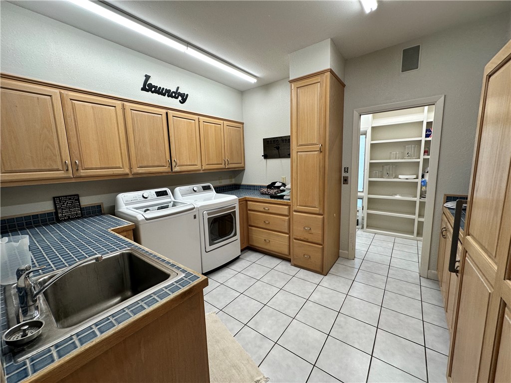 1309 Houston St , George West, TX, 78022 | 440014 | Realty Texas LLC