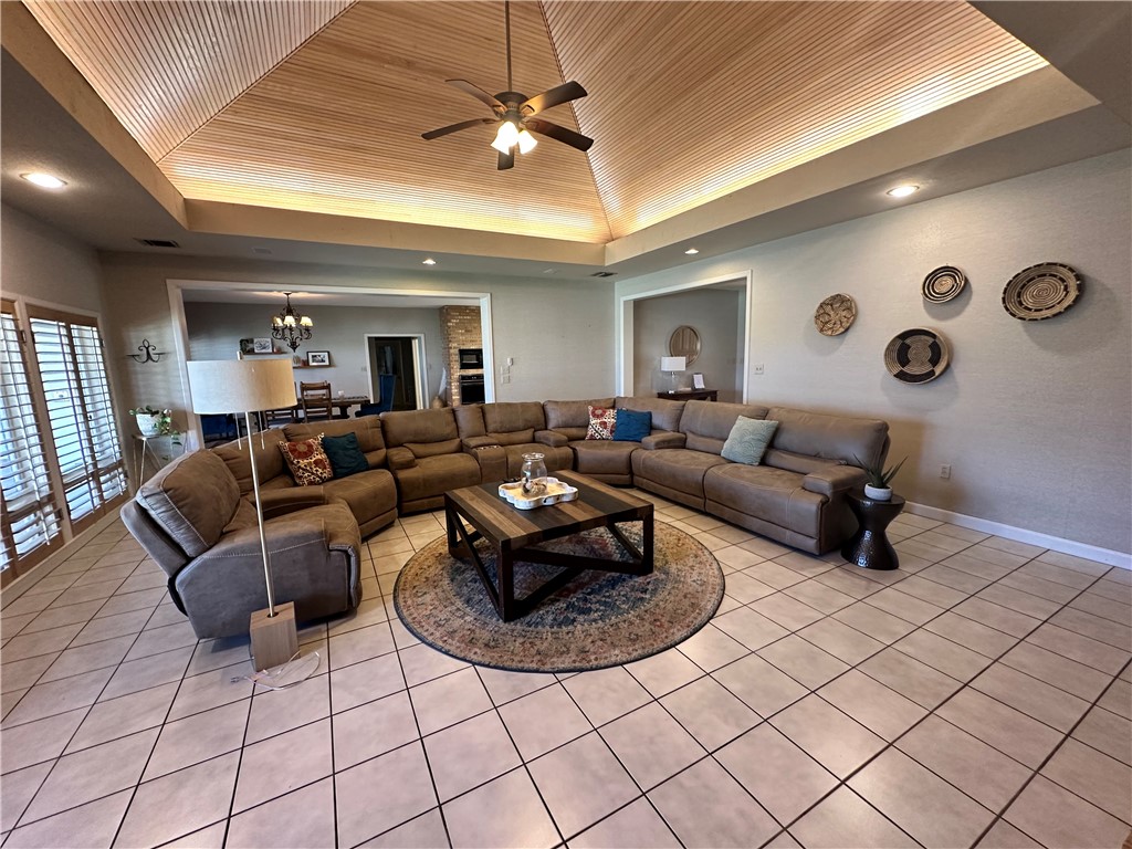 1309 Houston St , George West, TX, 78022 | 440014 | Realty Texas LLC